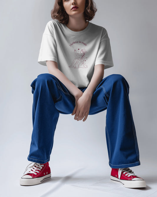 I Believe in Magic Women Tshirt