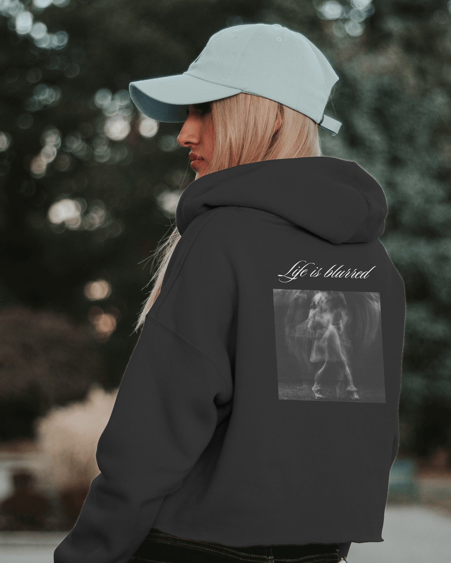 Life Is Blurred Women Crop Hoodie Back Design